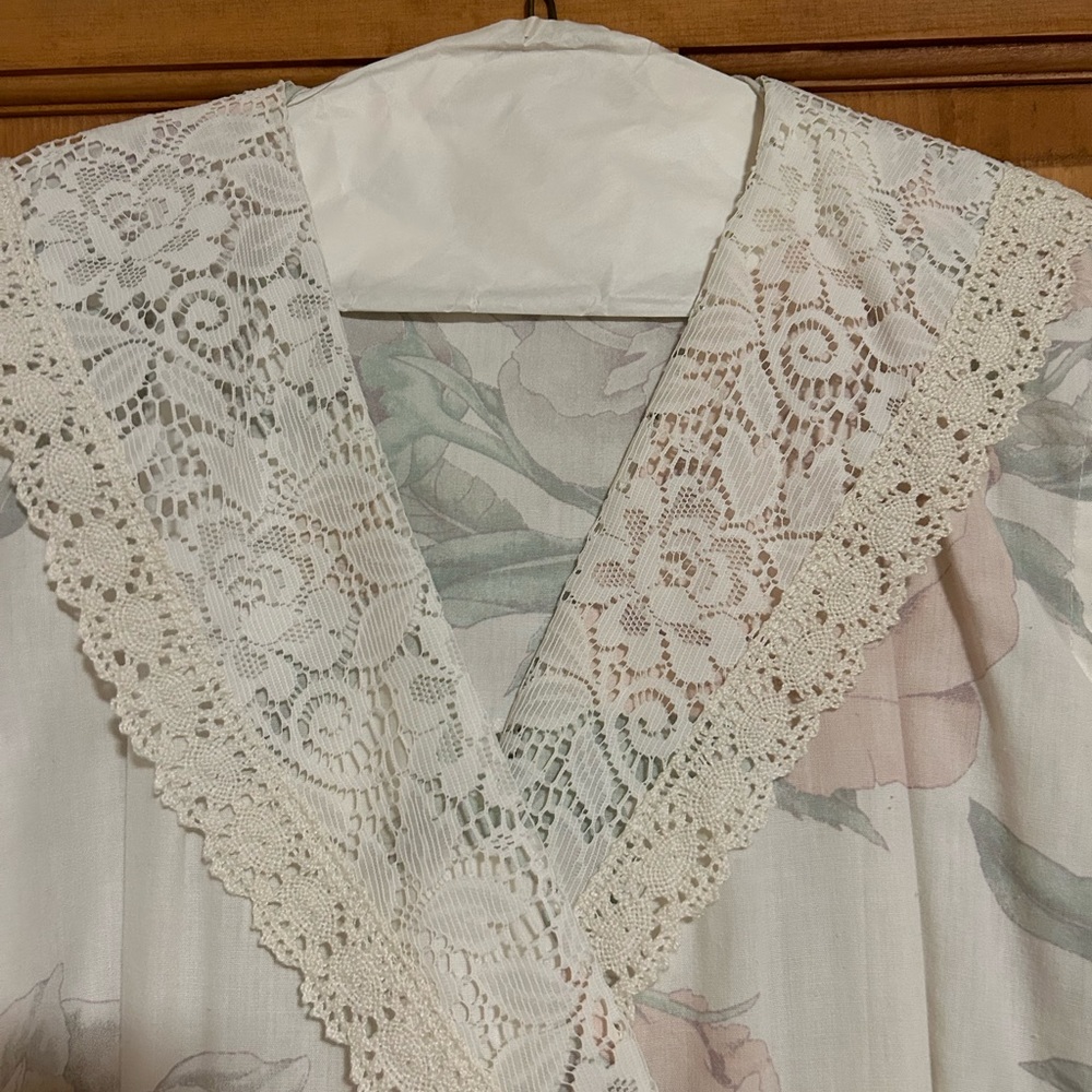 Spring Dress - Picture 5 of 8